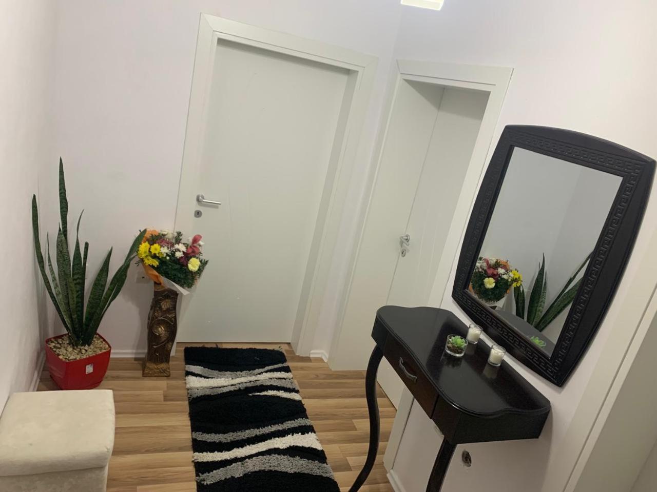 شقة Flat In Berat'S Center المظهر الخارجي الصورة