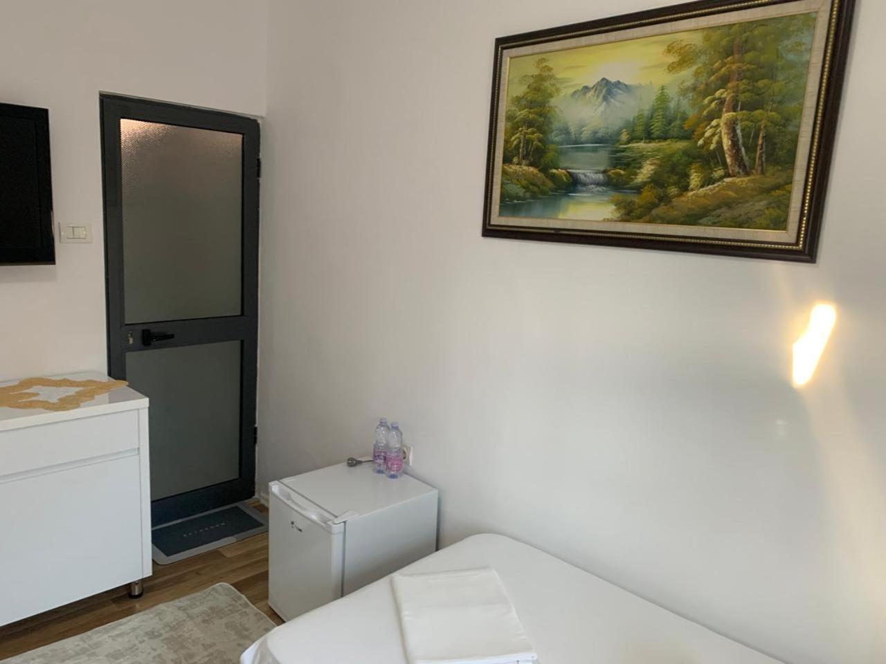 شقة Flat In Berat'S Center المظهر الخارجي الصورة