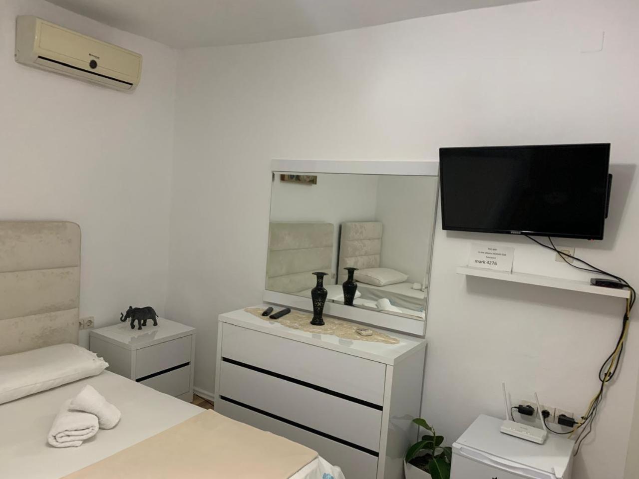 شقة Flat In Berat'S Center المظهر الخارجي الصورة