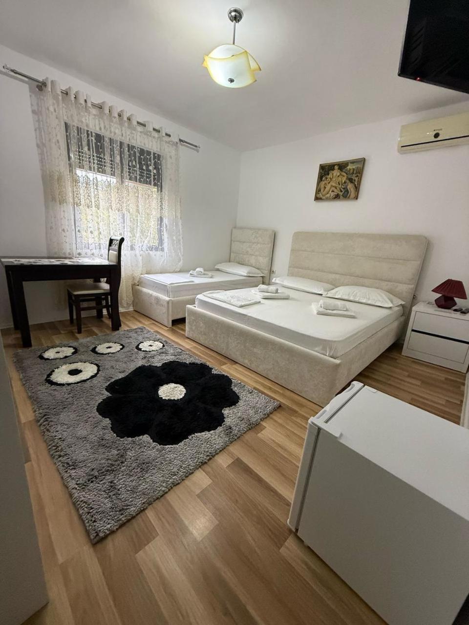 شقة Flat In Berat'S Center المظهر الخارجي الصورة